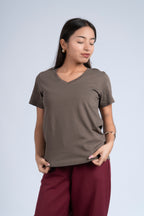 Polo Básico Petite Emma - Moca