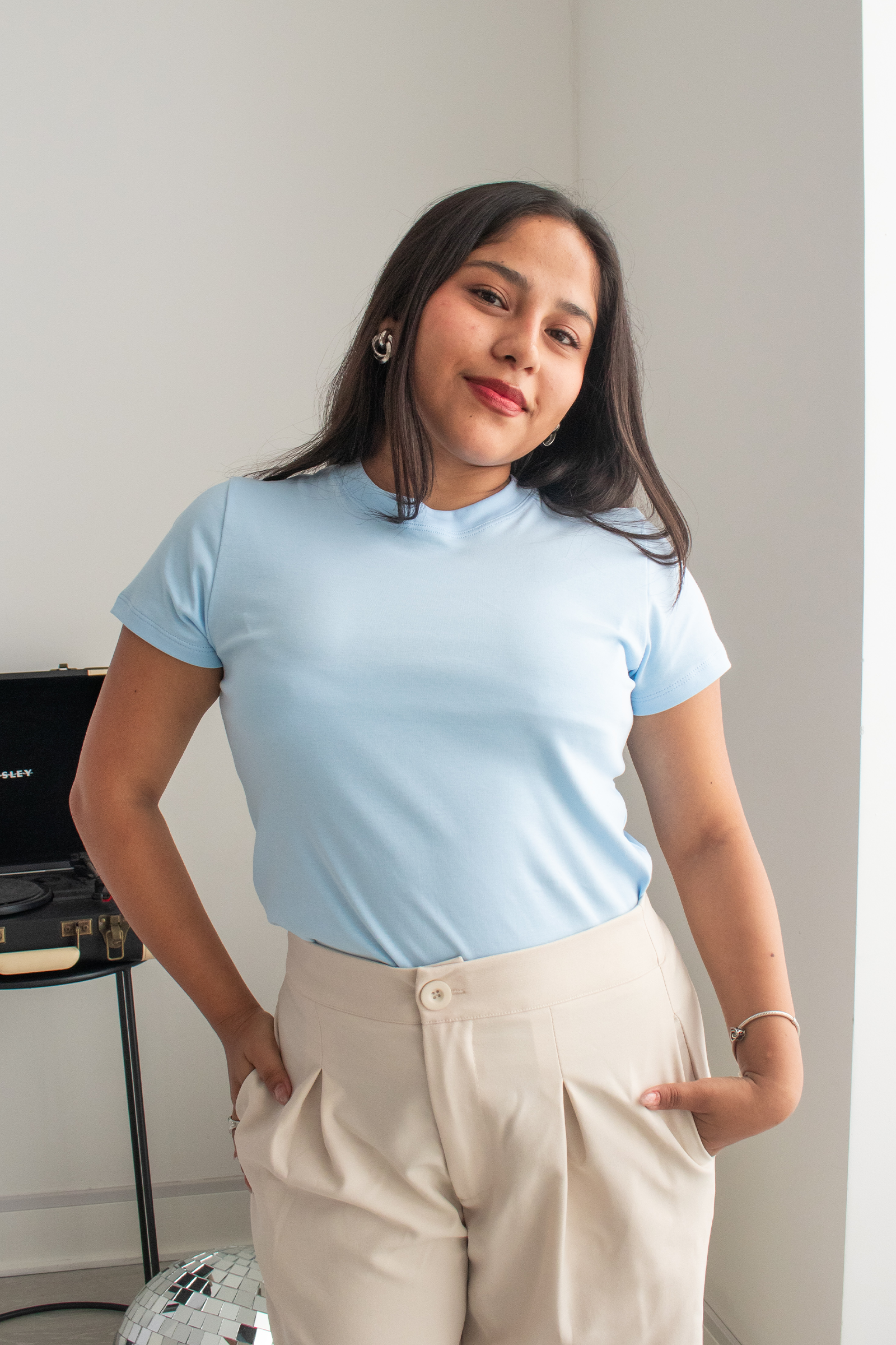 Polo Básico Petite Isa - Celeste